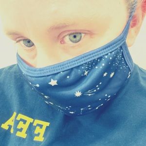 Meet your Posher, Angela